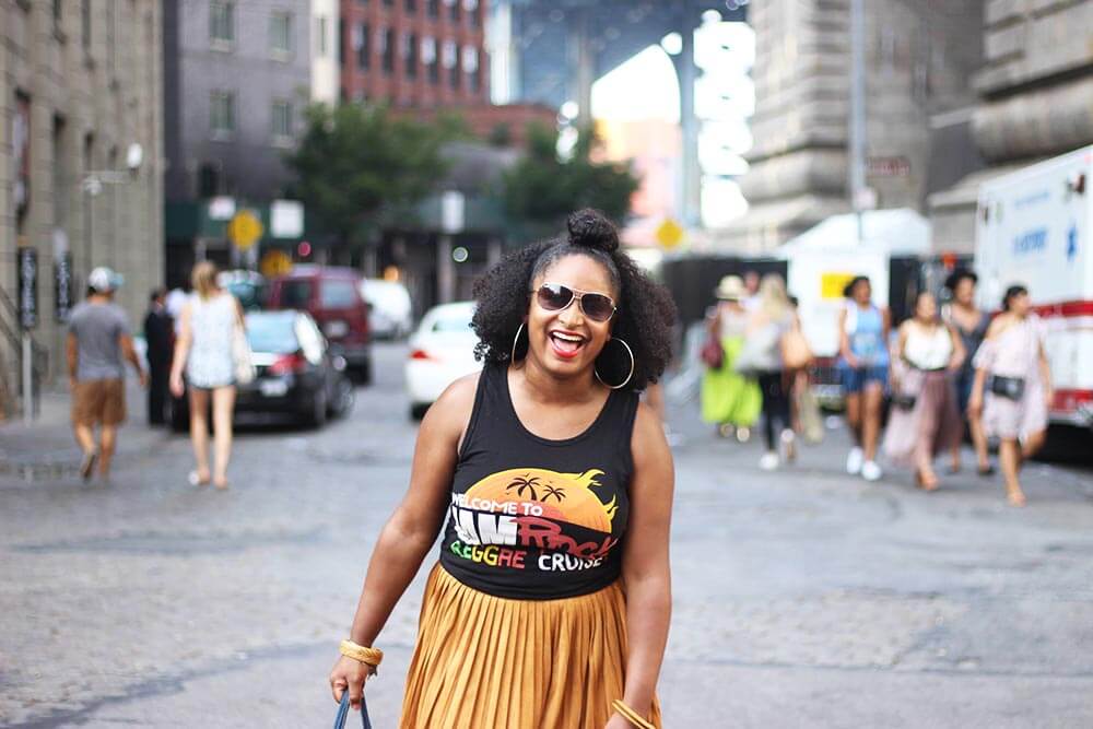 essence-street-style-block-party_real-style_tee_pleated-skirt_converse